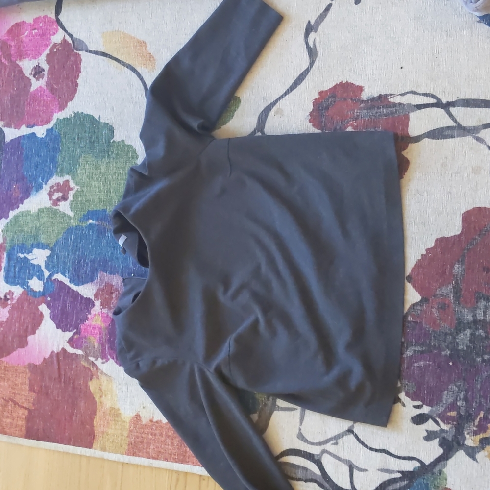 Uniqlo top grey m